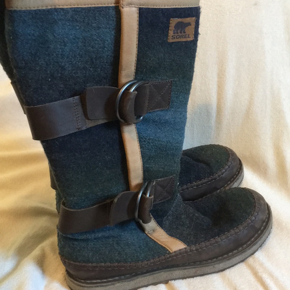 Sorel One Of A Kind Color Sample Wool Wrap Boot - Picture 2 of 7